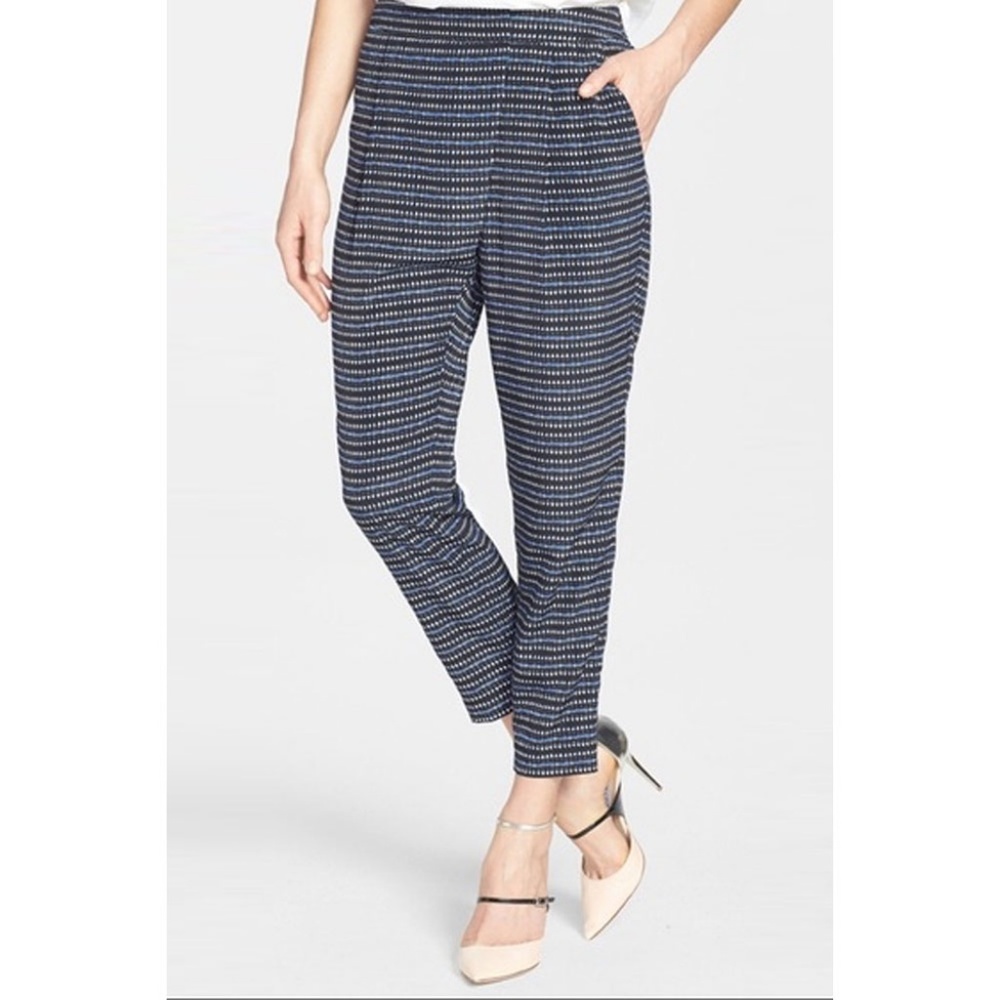 Chelsea28 Flowy Geometric Capris